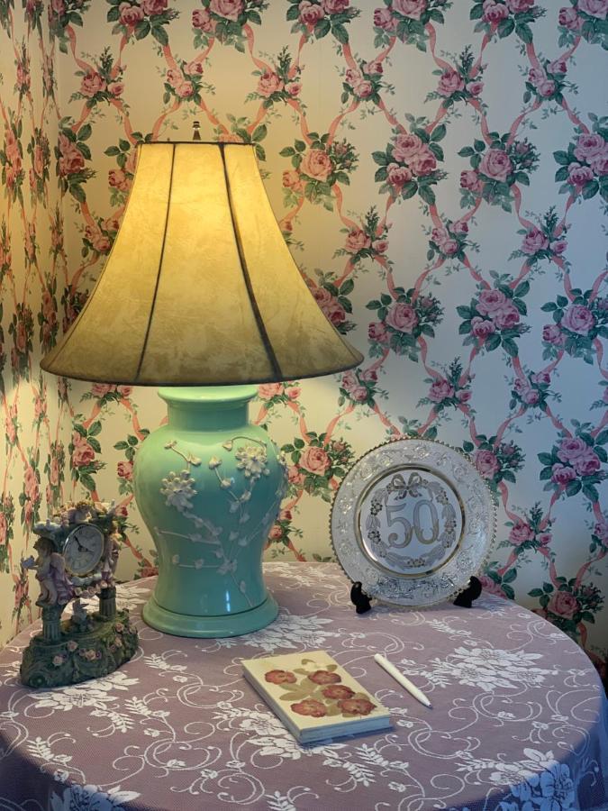 Bed and Breakfast Chez Nous Cornwall Экстерьер фото