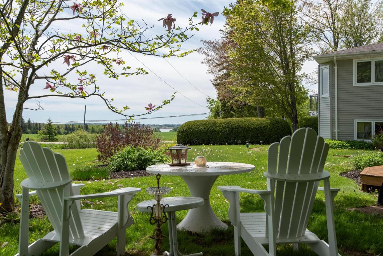 Bed and Breakfast Chez Nous Cornwall Экстерьер фото