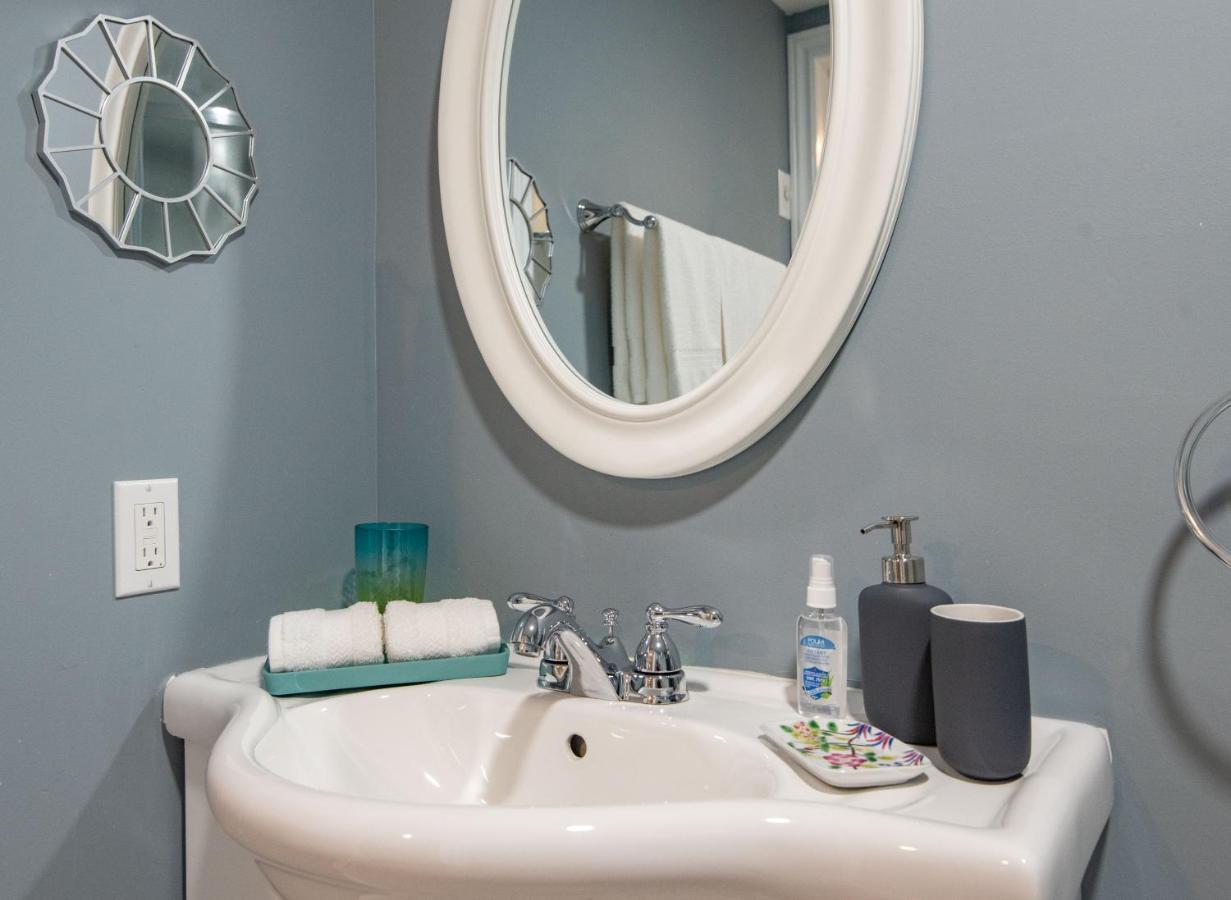 Bed and Breakfast Chez Nous Cornwall Экстерьер фото