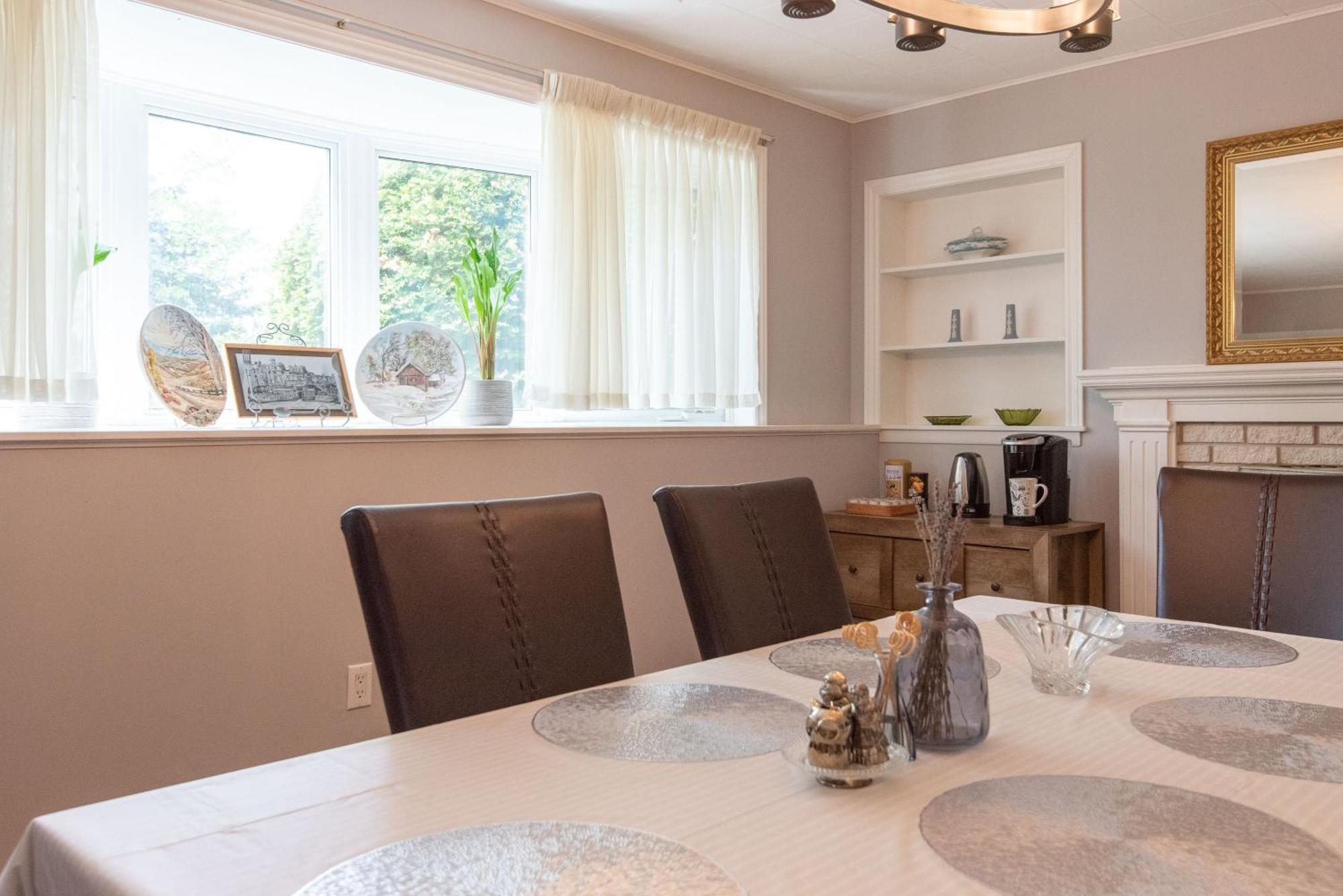 Bed and Breakfast Chez Nous Cornwall Экстерьер фото
