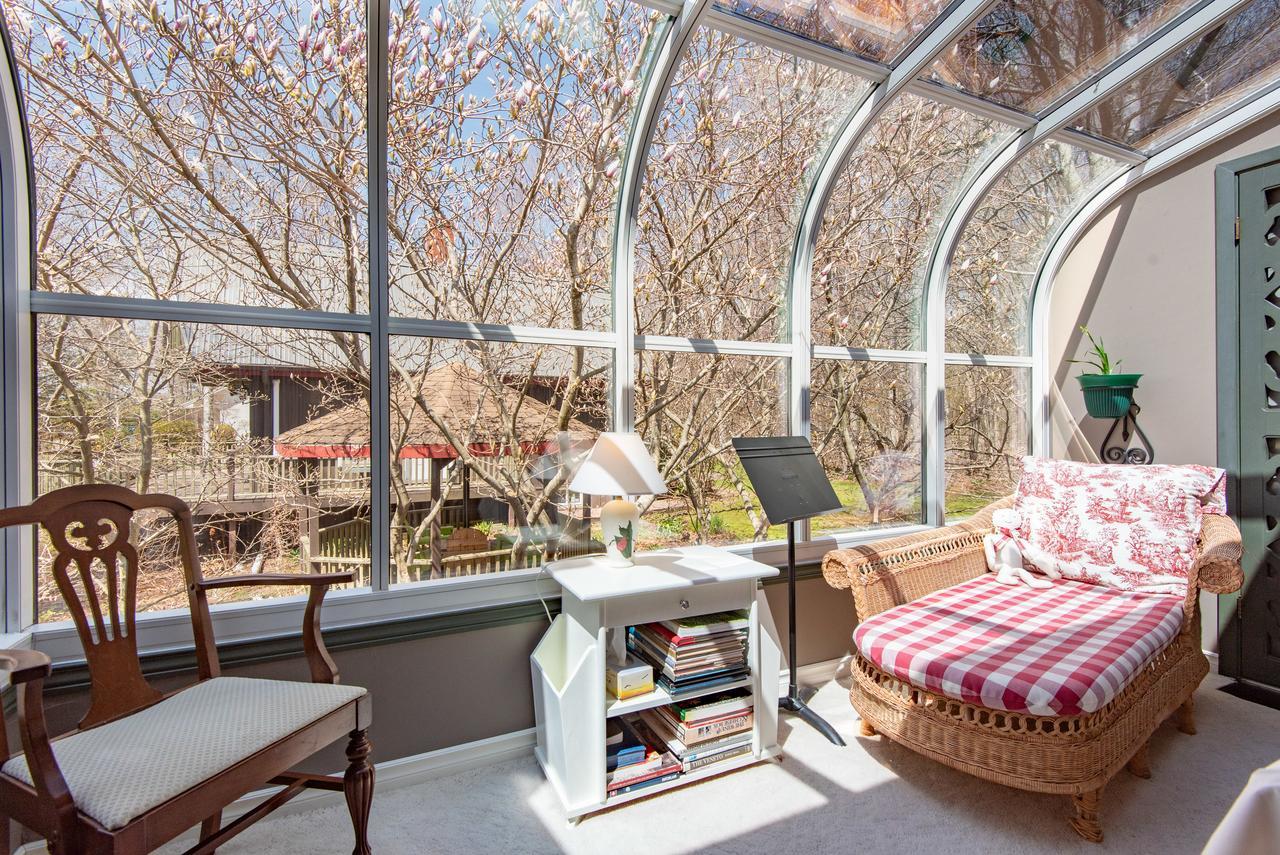 Bed and Breakfast Chez Nous Cornwall Экстерьер фото