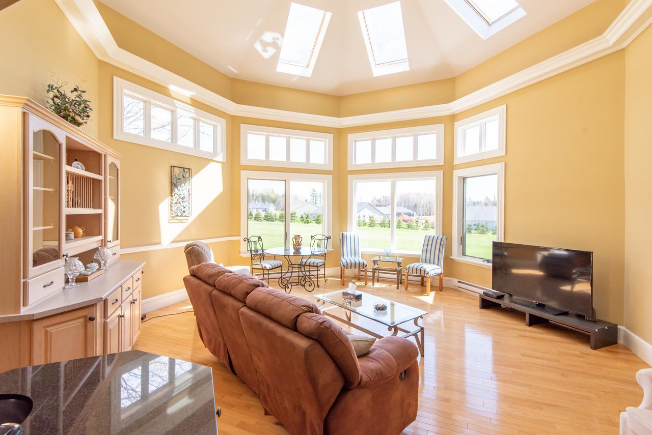 Bed and Breakfast Chez Nous Cornwall Экстерьер фото